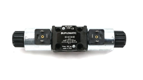 Rozdzielacz (elektrozawór) DS3-S4/11N-D12 12V DC (cewka x 2) Heavy 350bar. 100l/min Duplomatic 2