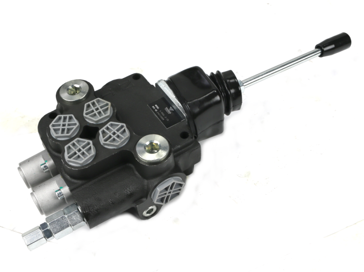 Rozdzielacz hydrauliczny 2-sekcyjny 80L z joystickiem VOIMA