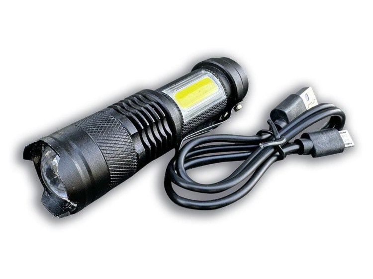 Latarka uniwersalna ładowana USB z funkcją POWER BANK 2200mAh XPS 300 lm Teger 2