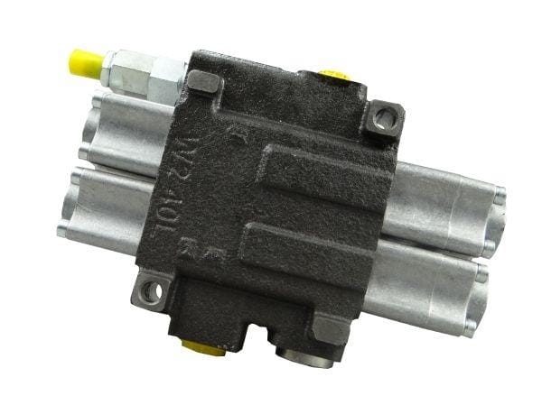 Rozdzielacz hydrauliczny 2-sekcyjny max przepływ 40L z zatrzaskami Waryński 4