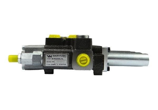 Rozdzielacz hydrauliczny 3-sekcyjny max przepływ 40L sterowany na linkę Waryński 5