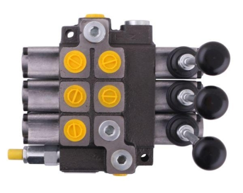 Rozdzielacz hydrauliczny 3-sekcyjny max przepływ 40L (1-sekcja nurnikowa) Waryński 2