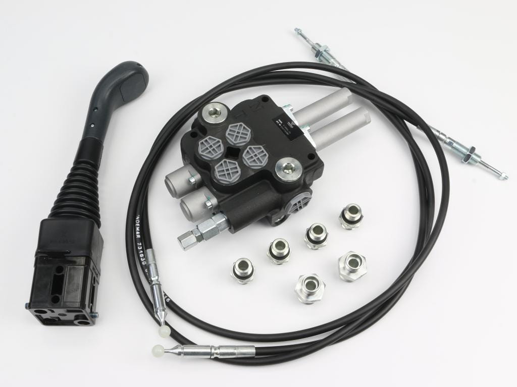 Zestaw do Ładowacz TUR -Rozdzielacz 80L 2-sekcyjny + Joystick bez przycisku + Elementy złączne + Linki na kulkę 2000mm VOIMA
