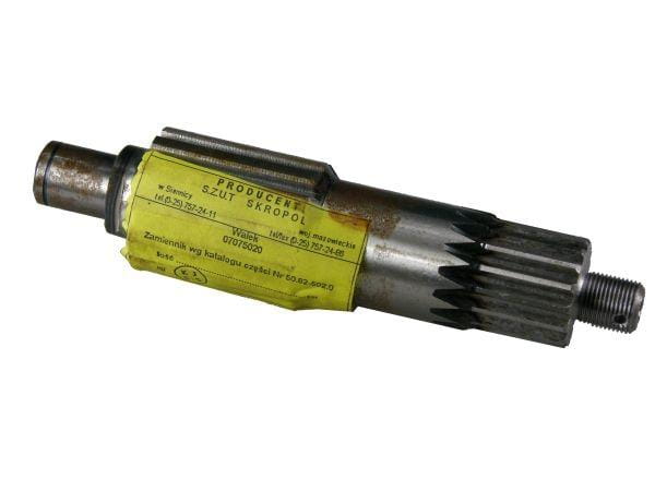 Wałek koła atakującego C-360 nowy typ Skropol